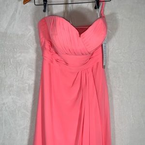 NWT Bill Levkoff Coral gown. Strapless (attachable straps included) size 6